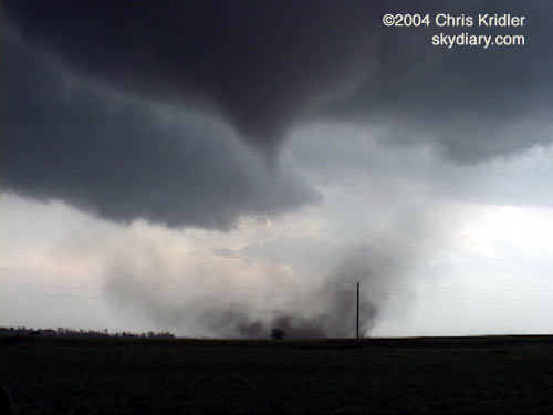 Genesis of Attica, Kansas, tornado, 12 May 2004